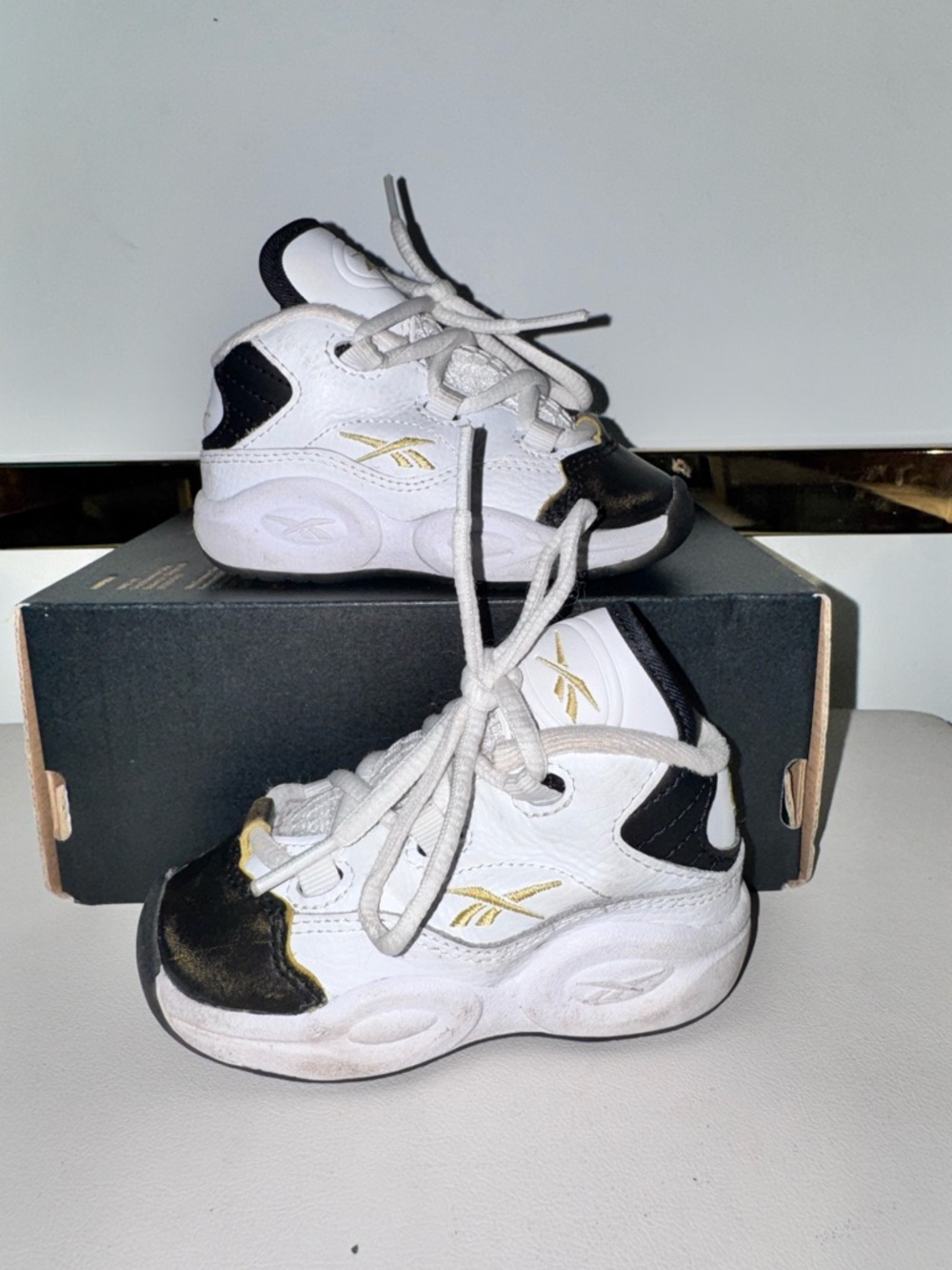 Reebok Questions - Picture 3 of 4